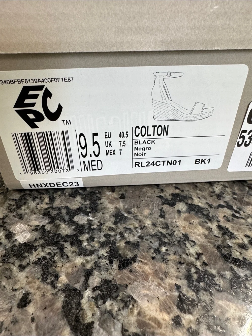 Kenneth Cole Reaction new box